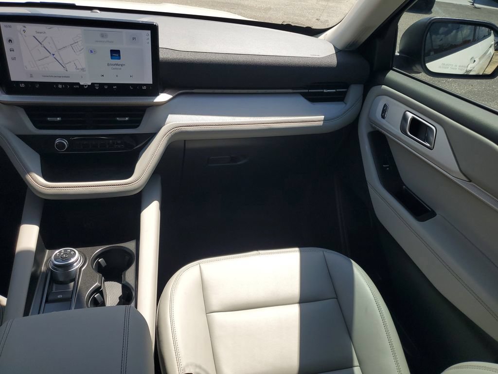 Used 2026 Ford Explorer Active w/ Active Comfort Package RWD image 27