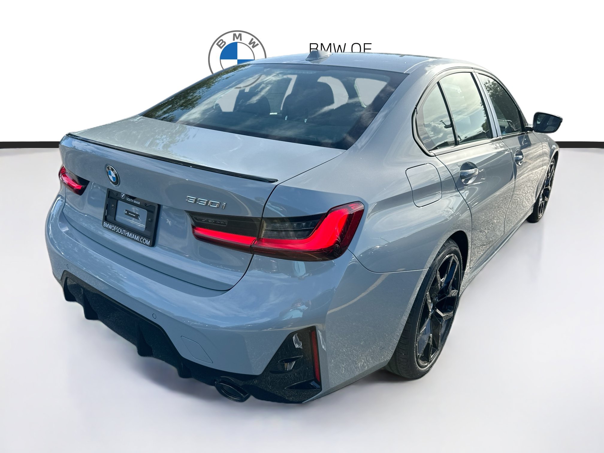 New 2026 BMW 330i Sedan w/ M Sport Package RWD image 6
