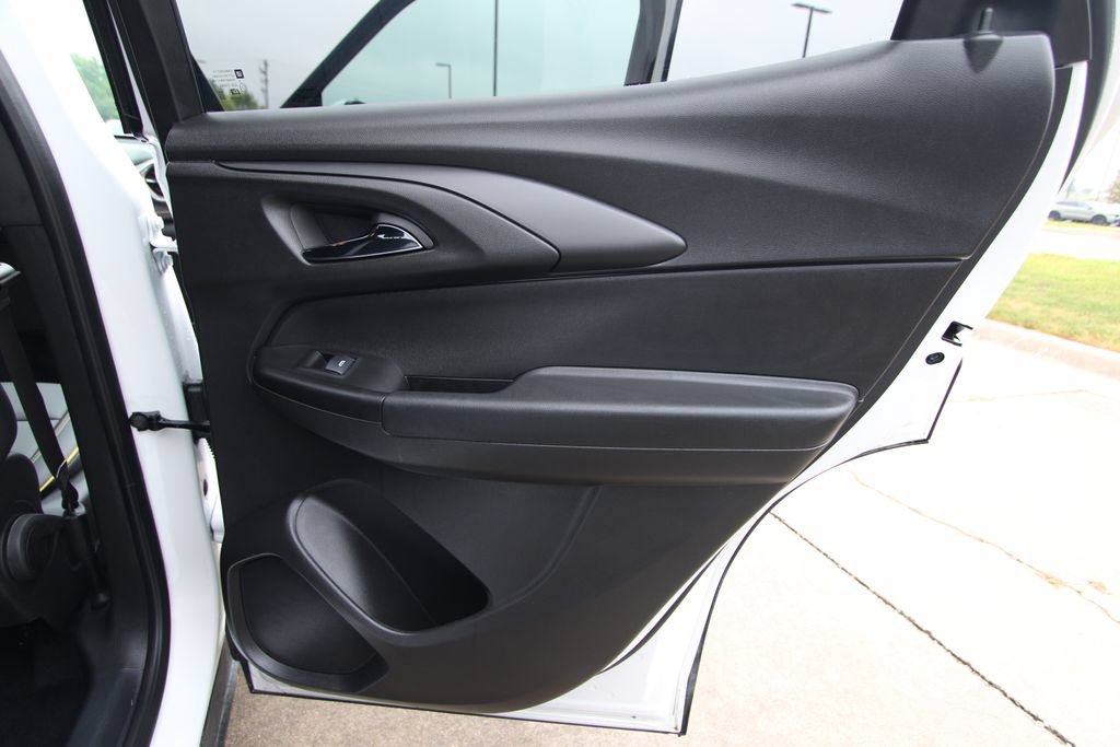 Used 2025 Chevrolet TrailBlazer ACTIV FWD image 36