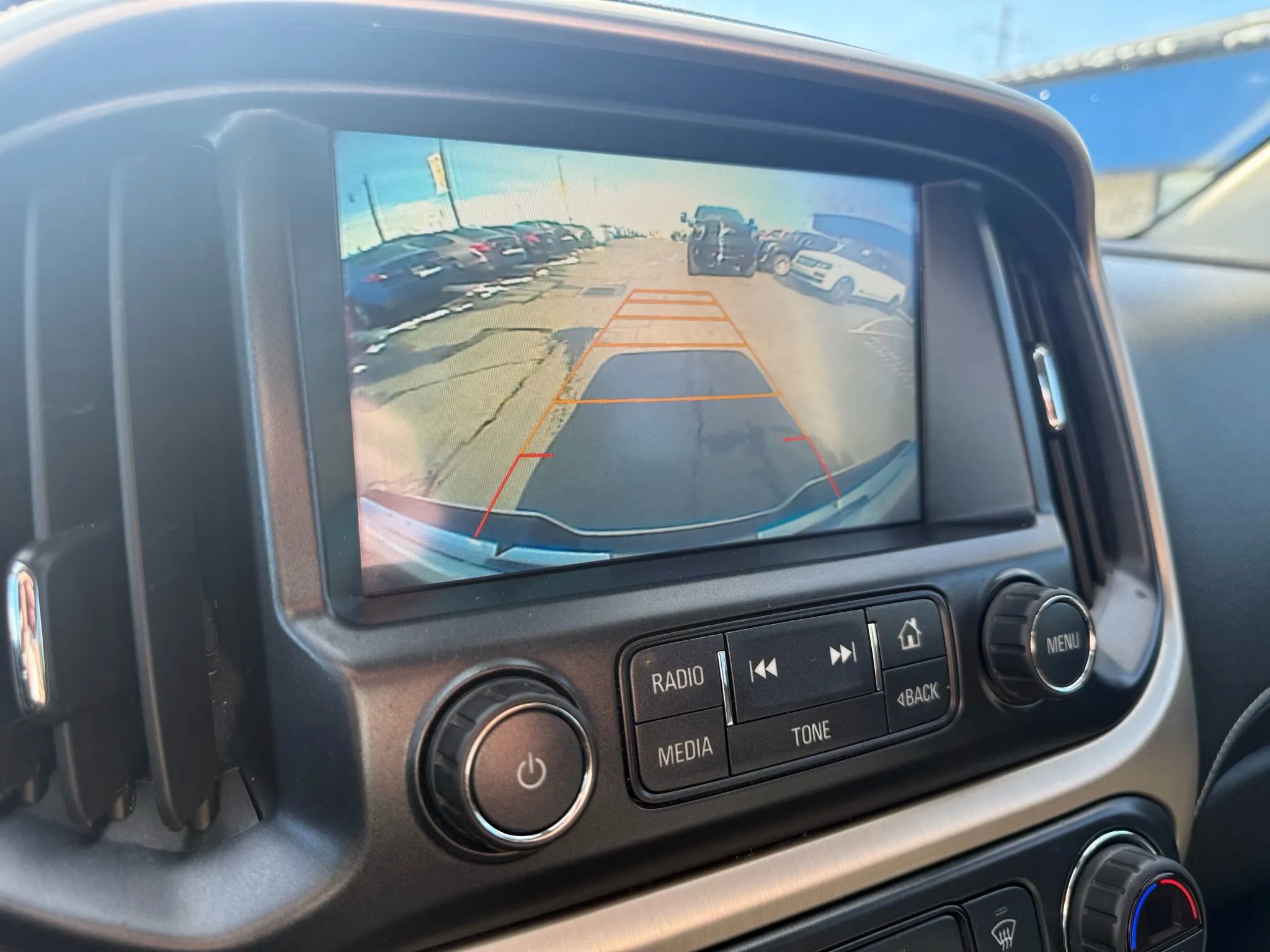 Used 2017 GMC Canyon Denali image 17