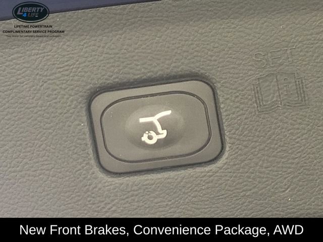 Used 2023 Ford Edge SEL image 15