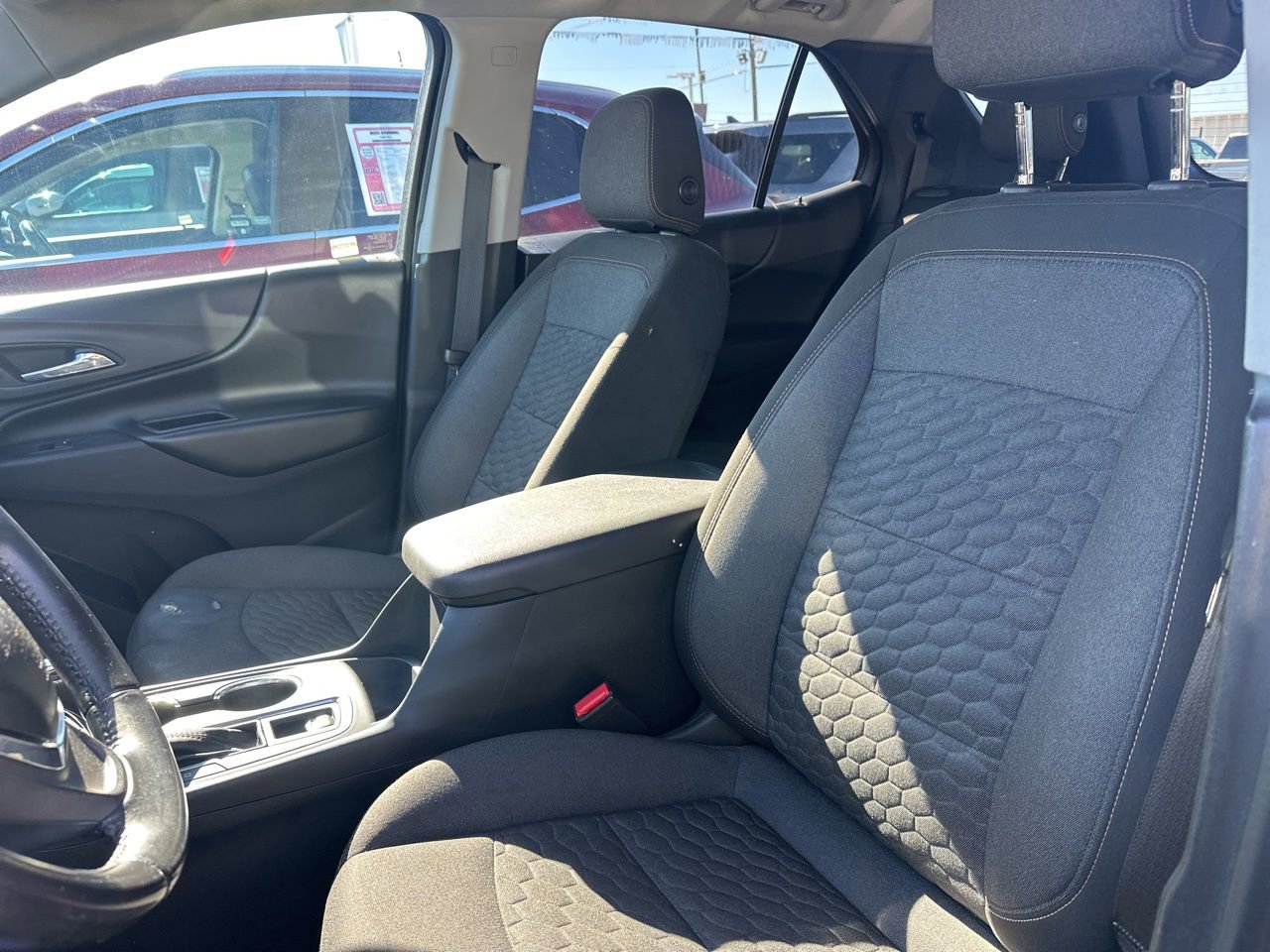 Used 2020 Chevrolet Equinox LT image 8