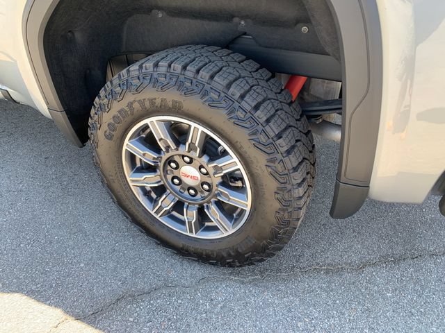Certified 2026 GMC Sierra 1500 AT4 AWD/4WD image 10