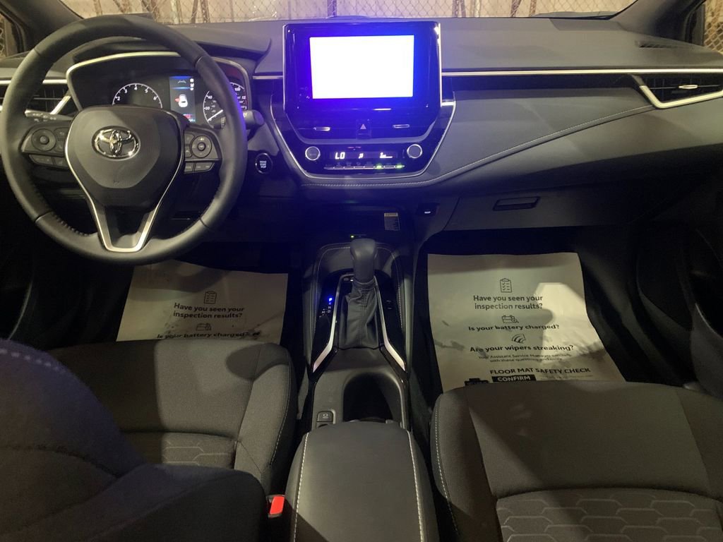 Used 2026 Toyota Corolla SE FWD image 16