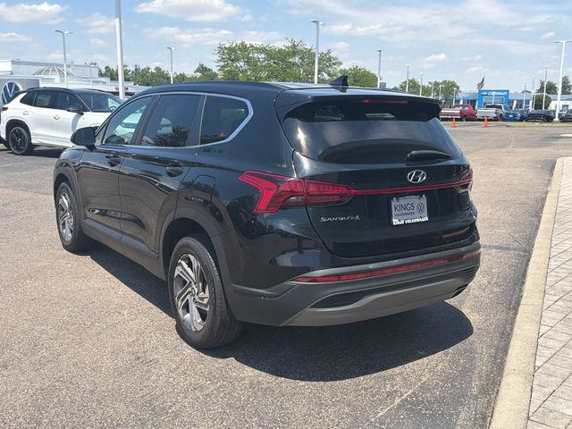 Used 2023 Hyundai Santa Fe SE FWD image 3