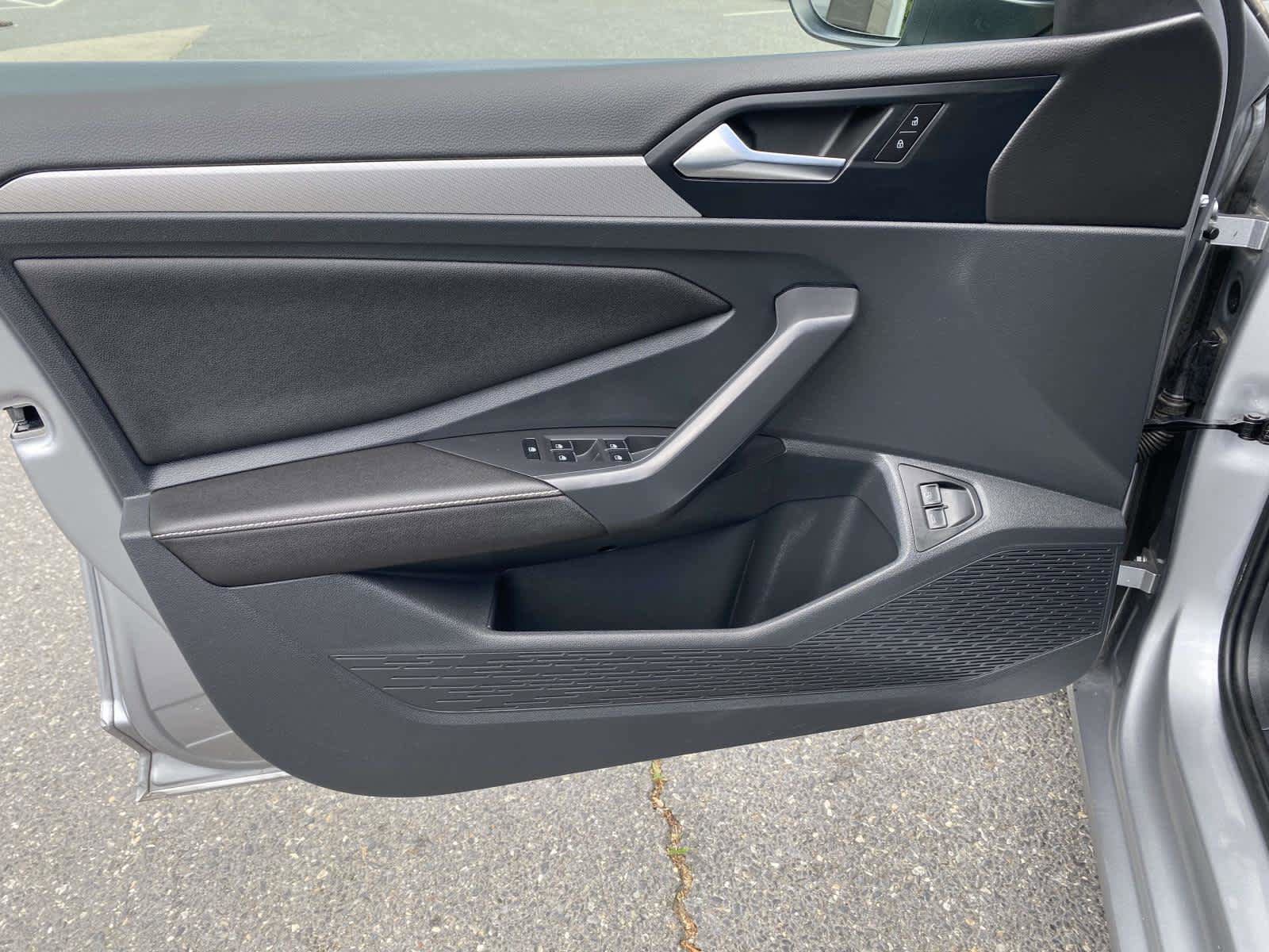 Certified 2023 Volkswagen Jetta Sport FWD image 24