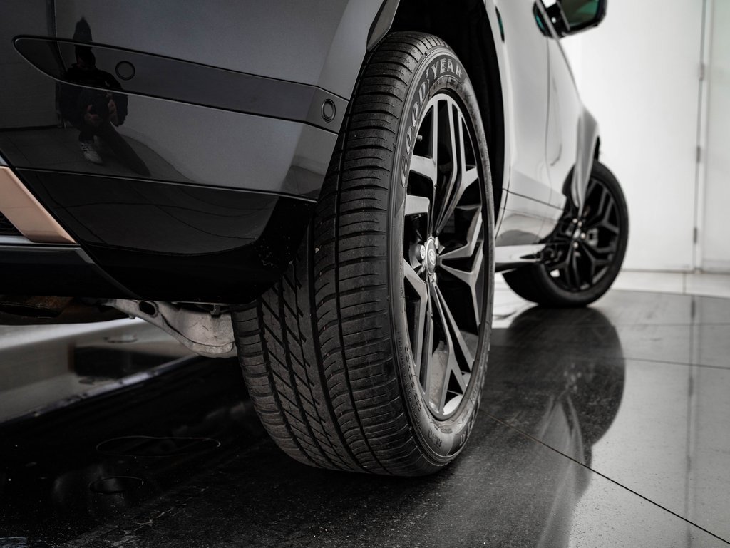 Used 2020 Land Rover Range Rover Evoque R-Dynamic HSE image 50