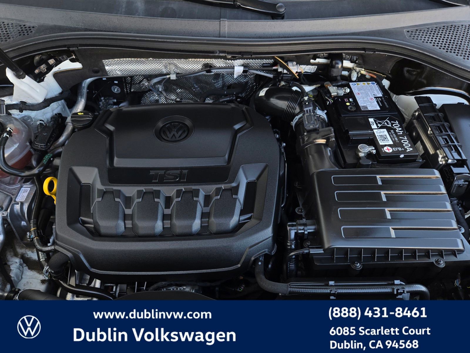 Used 2024 Volkswagen Tiguan SE image 25