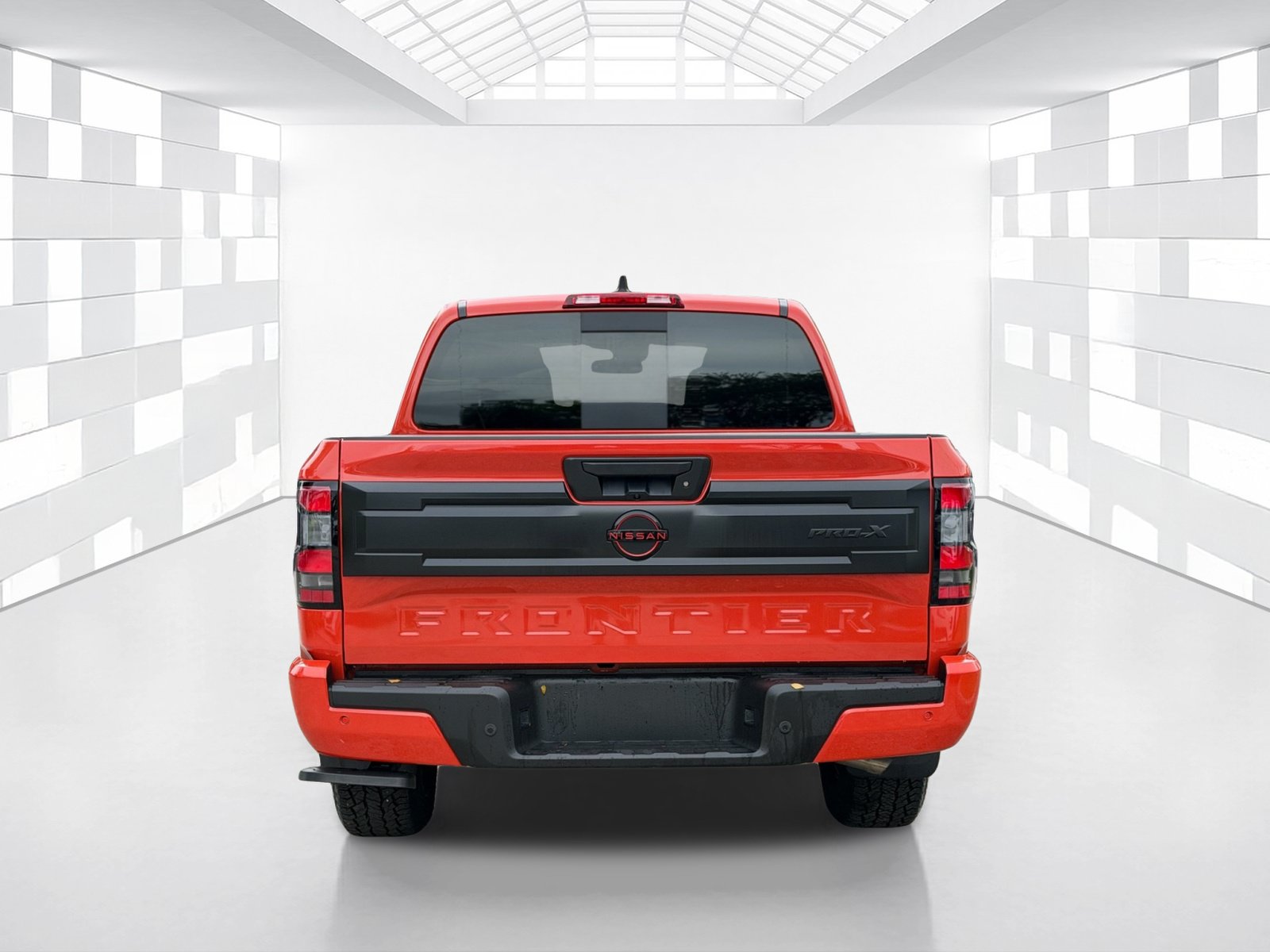 Certified 2025 Nissan Frontier Pro-X RWD image 6