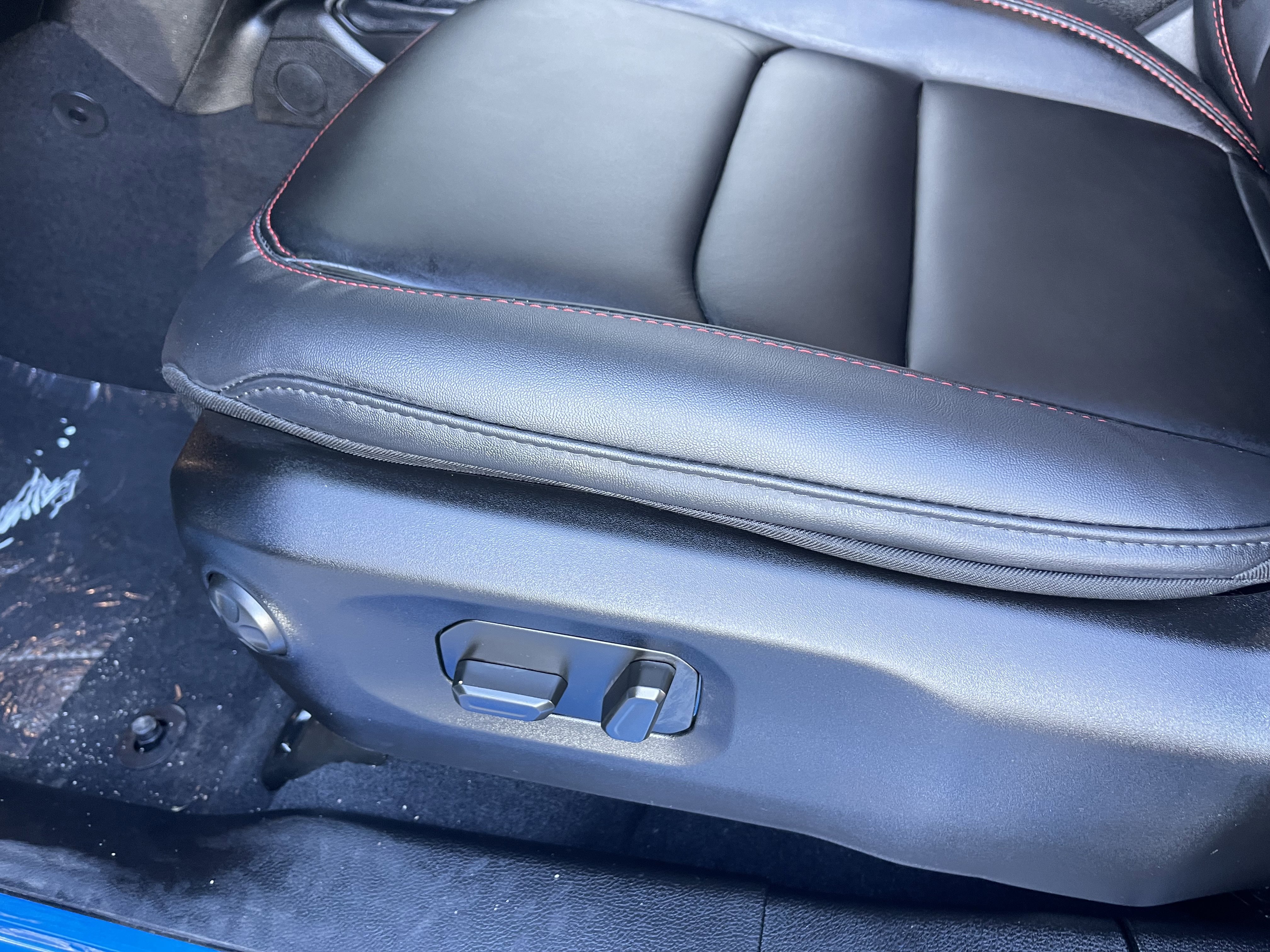 New 2026 Jeep Wrangler Unlimited Rubicon w/ Technology Group image 19