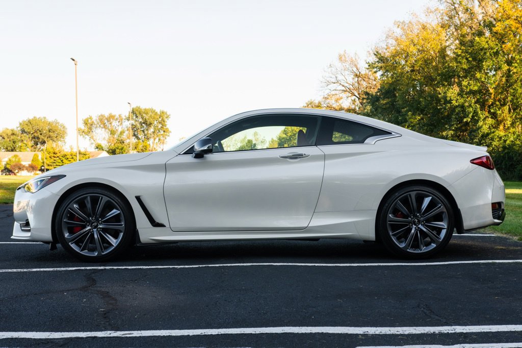 Used 2022 INFINITI Q60 Red Sport 400 w/ Cargo Package AWD/4WD image 4