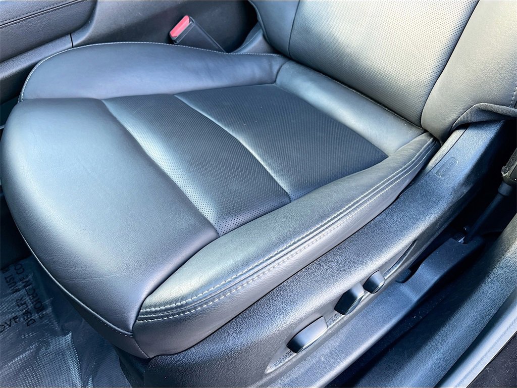 Used 2025 Cadillac XT6 Sport image 20