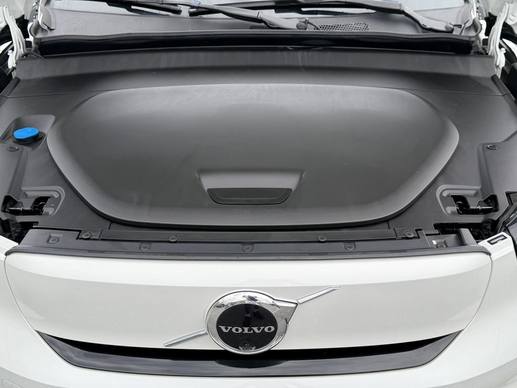 Used 2023 Volvo C40 P8 Recharge Ultimate w/ Protection Package Premier AWD/4WD image 41