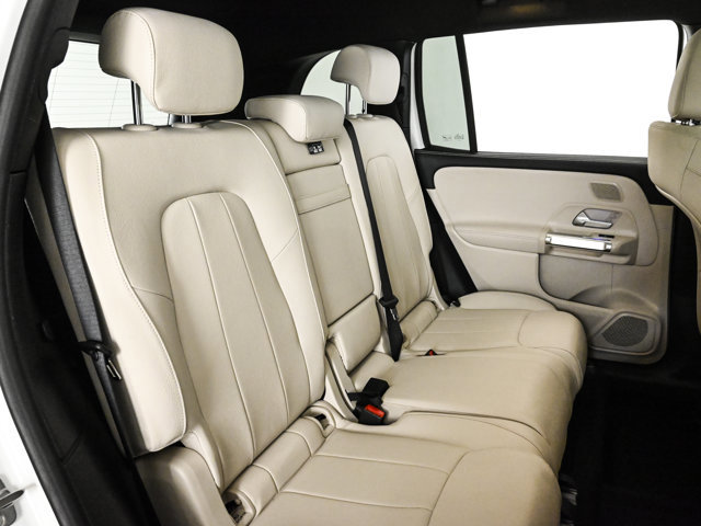 Used 2026 Mercedes-Benz GLB 250 4MATIC image 22