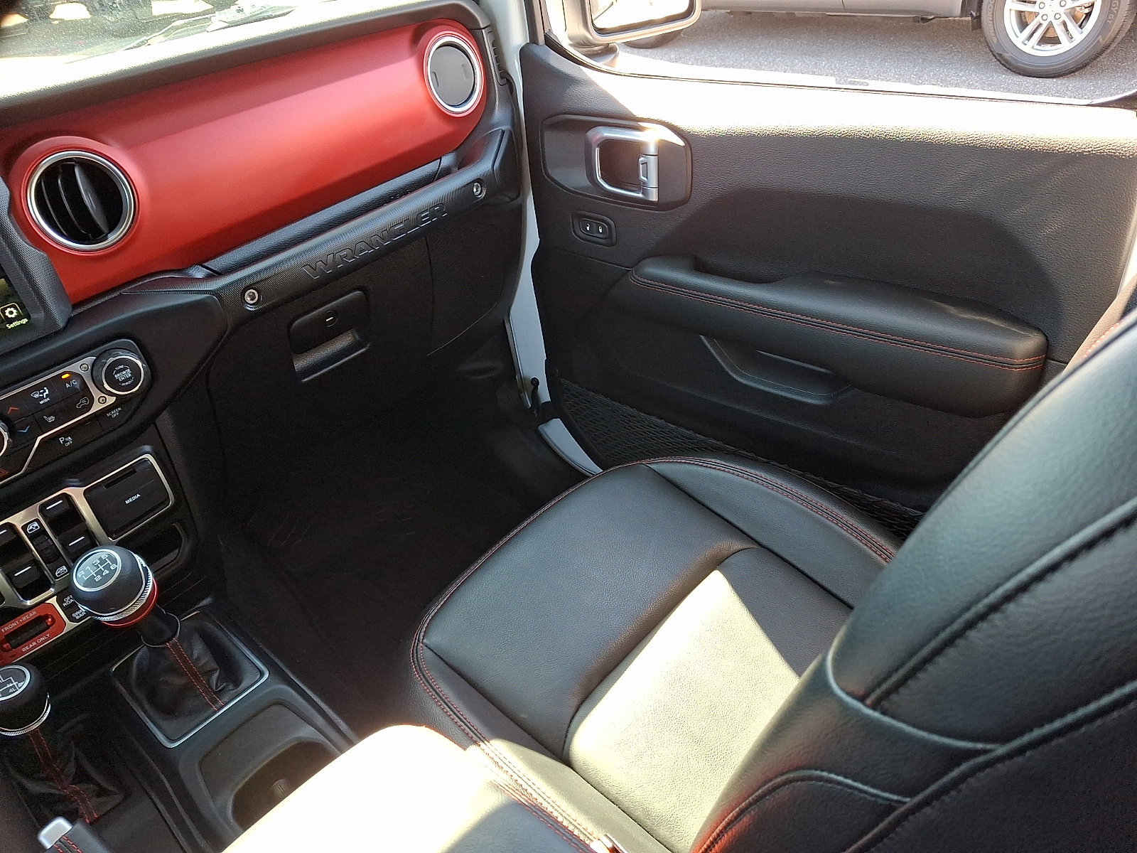 Used 2021 Jeep Wrangler Unlimited Rubicon image 16