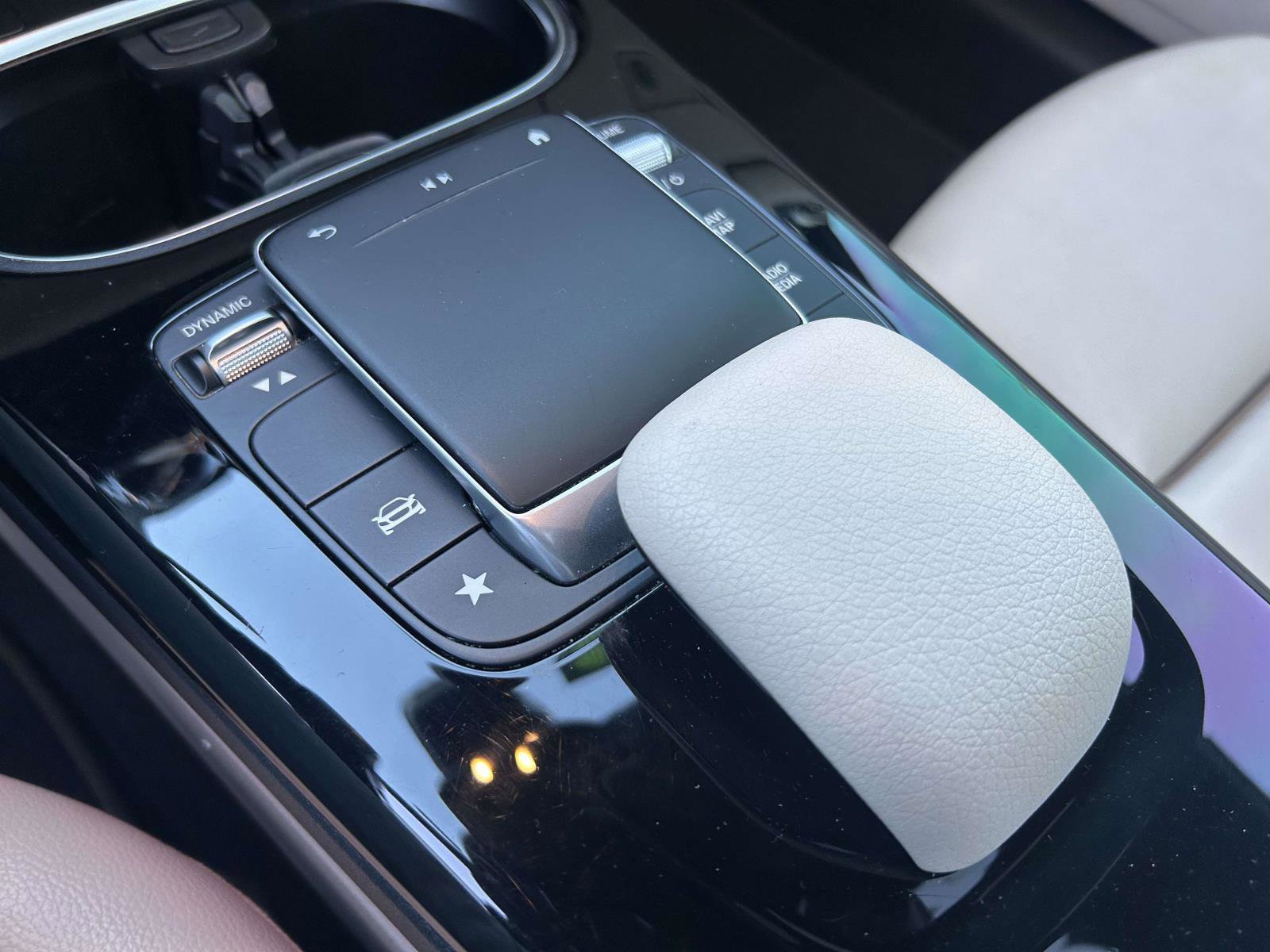 Used 2021 Mercedes-Benz A 220 image 21