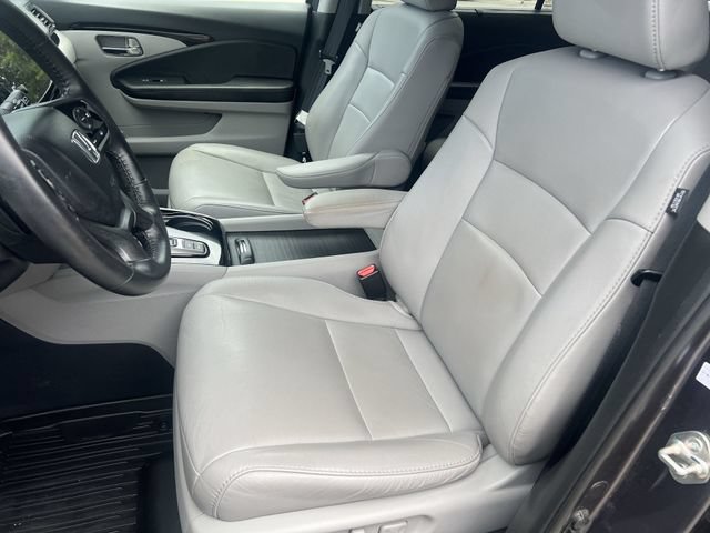 Used 2020 Honda Pilot Touring image 37