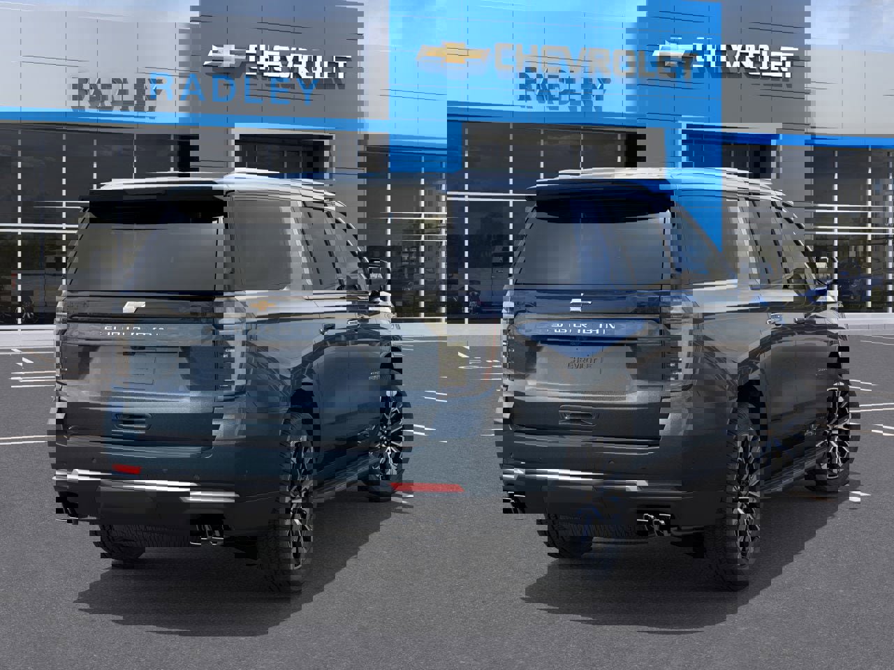 New 2026 Chevrolet Suburban High Country w/ Sun And Tow Package image 4