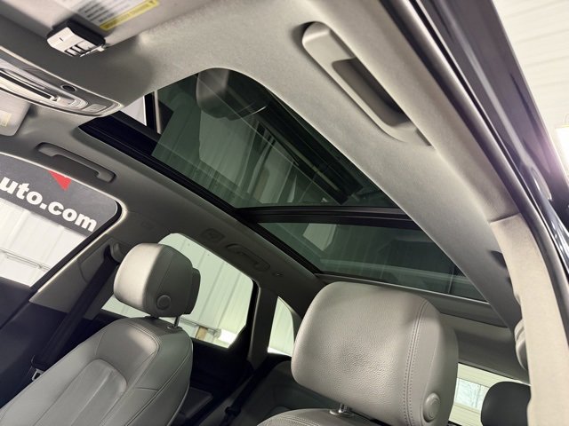 Used 2020 Audi Q5 2.0T Premium w/ Convenience Package image 18
