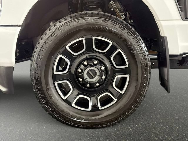 Used 2025 Ford F250 Platinum AWD/4WD image 13