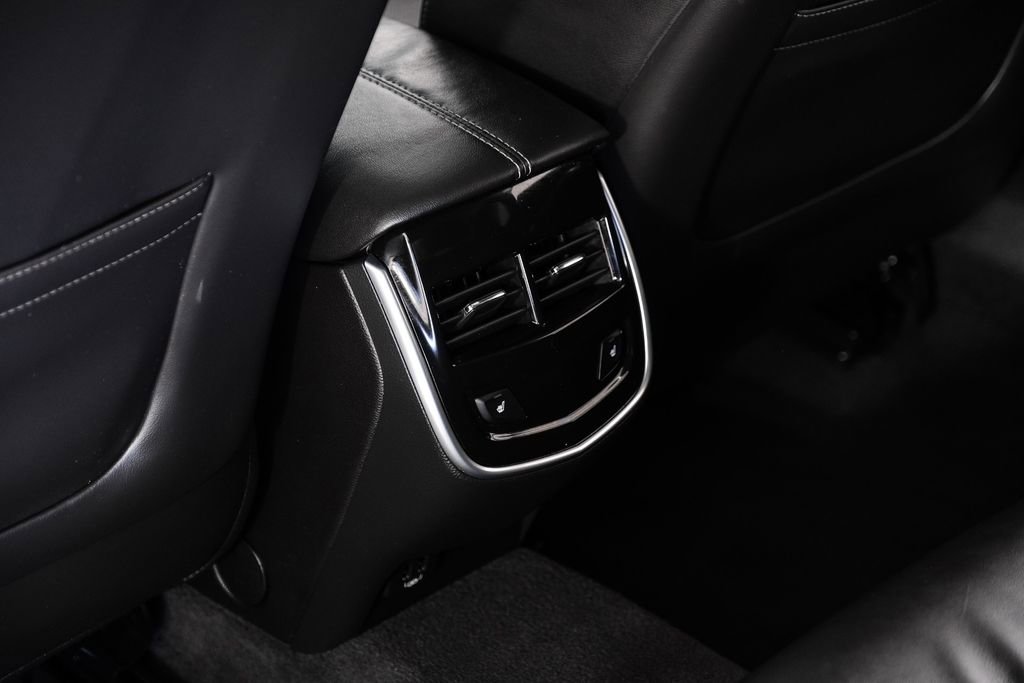 Used 2019 Cadillac XTS Luxury image 35