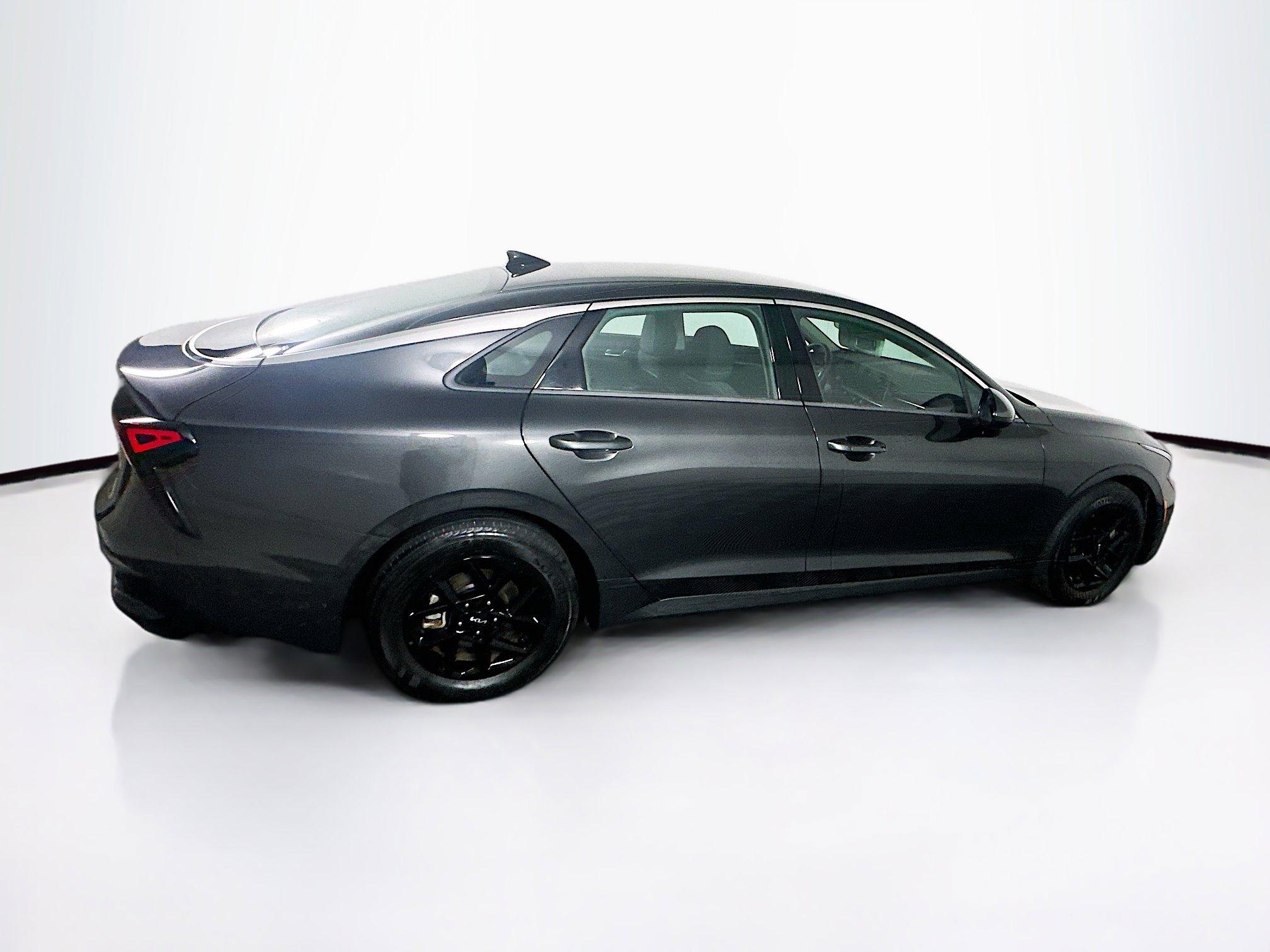 Used 2025 Kia K5 LXS image 10