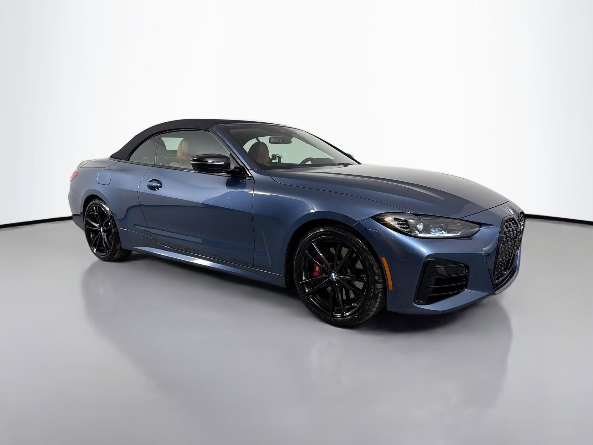 Certified 2023 BMW 440i xDrive Convertible w/ Premium Package image 4