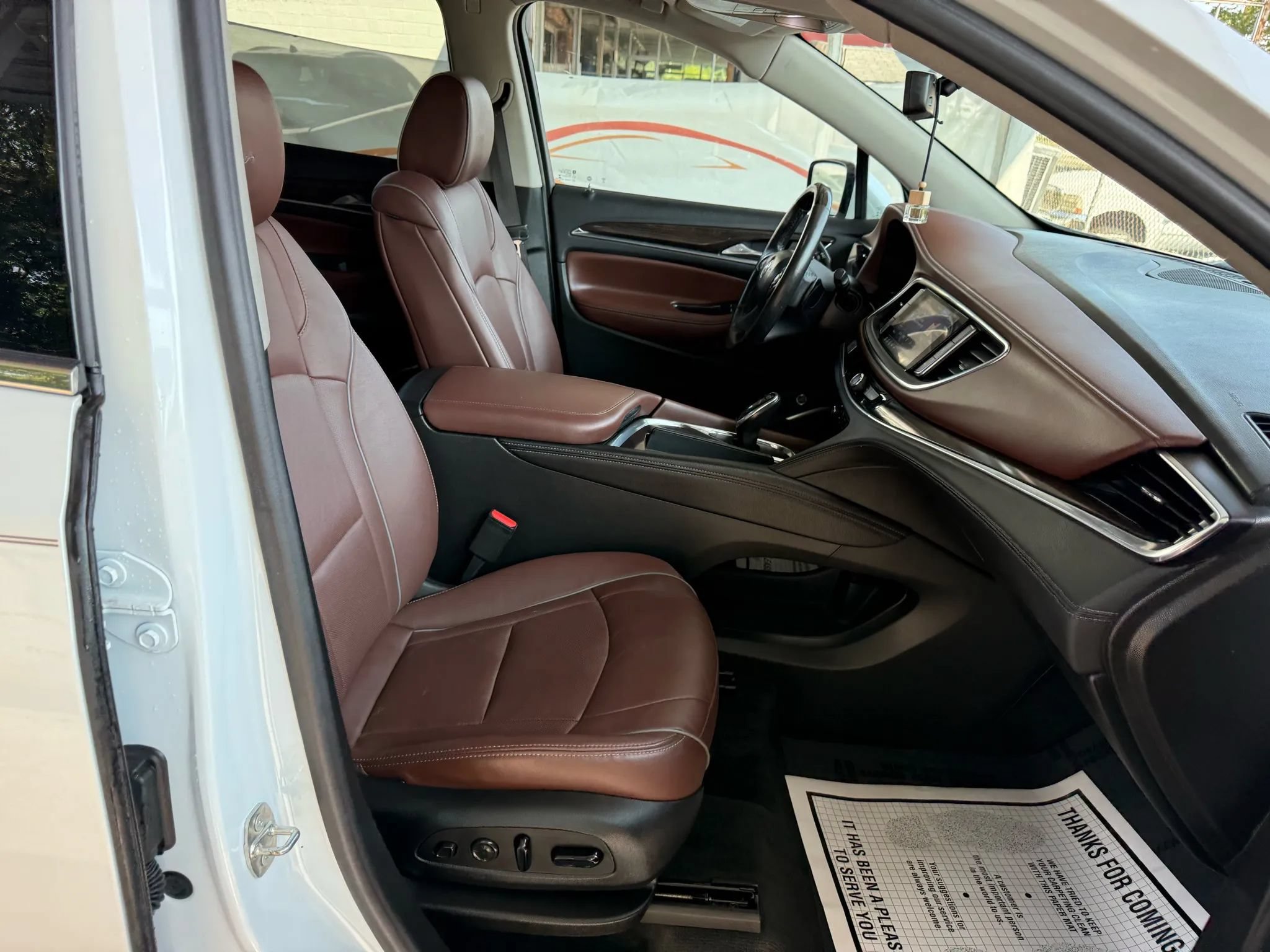 Used 2021 Buick Enclave Avenir w/ Avenir Technology Package AWD/4WD image 77