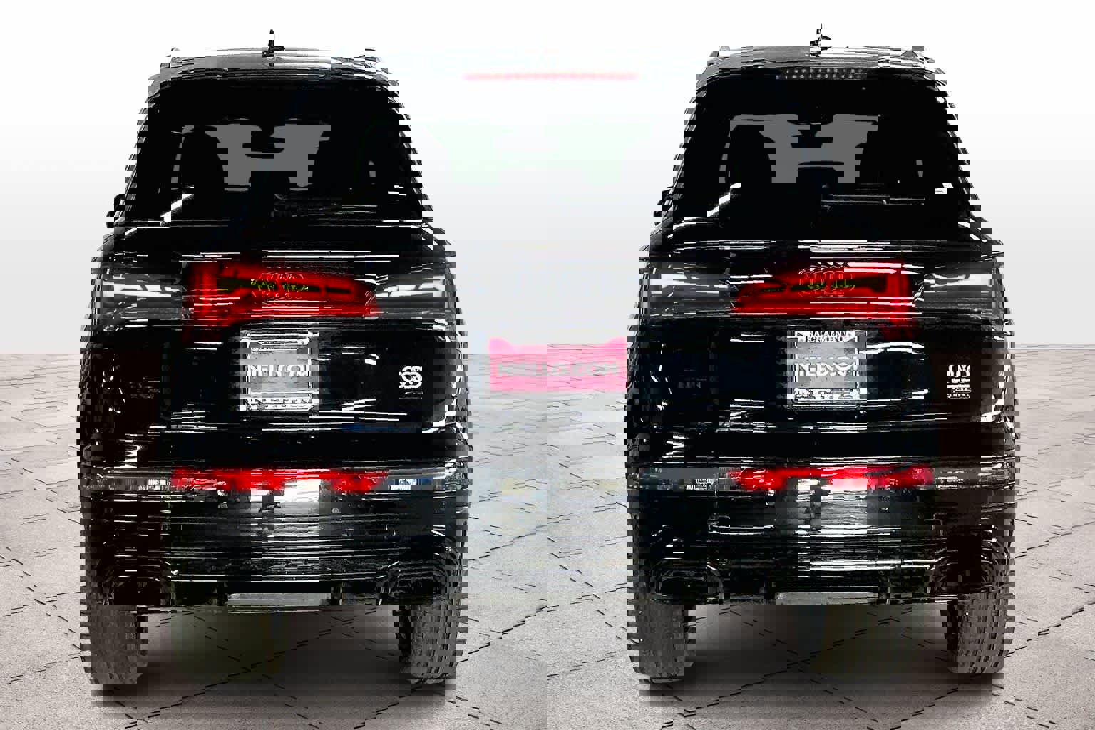 Used 2025 Audi Q5 e Premium Plus w/ Premium Plus Package image 7