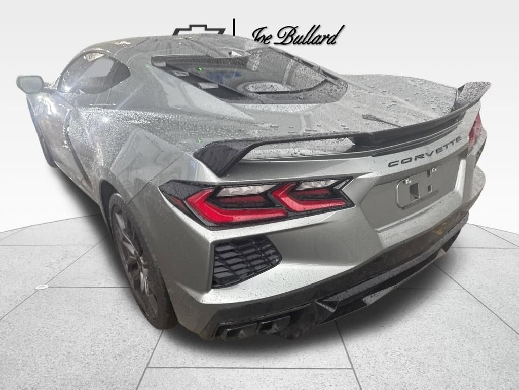 Used 2024 Chevrolet Corvette Stingray Preferred Cpe w/ Z51 Performance Package RWD image 9