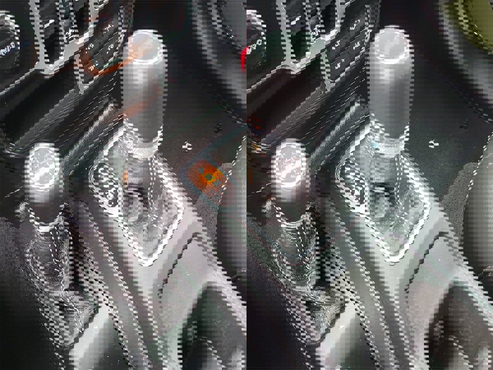 Used 2023 Jeep Wrangler Unlimited Sahara w/ Cold Weather Group image 13