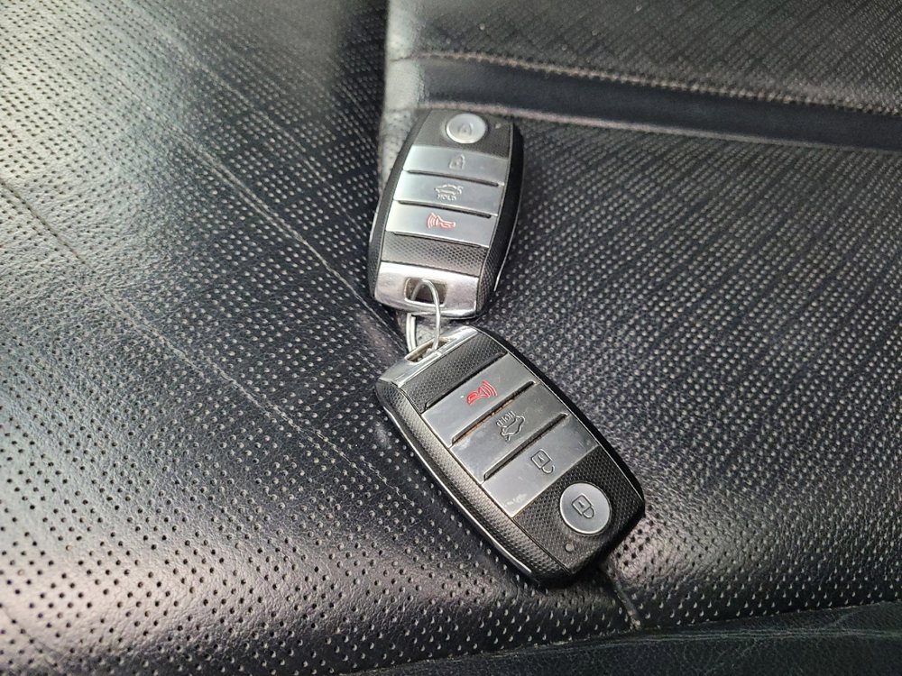 Used 2016 Kia Optima EX w/ Premium Package image 32