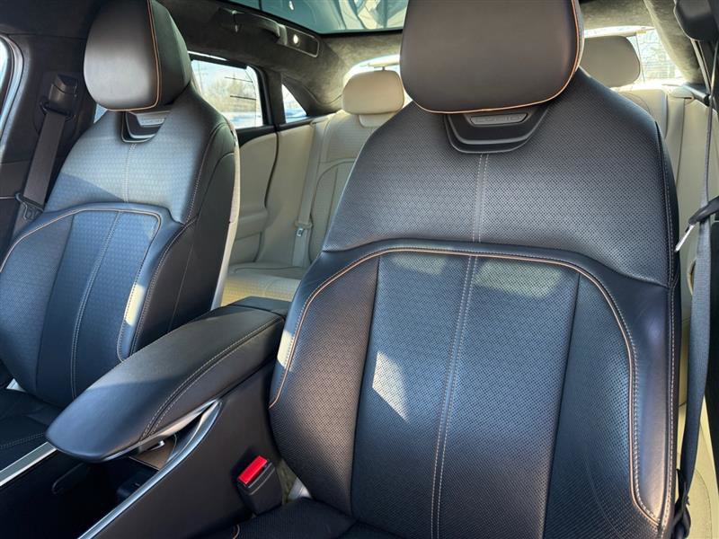 Used 2022 Lucid Air Grand Touring image 11