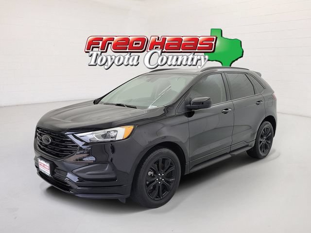 Used 2024 Ford Edge SE w/ Black Appearance Package