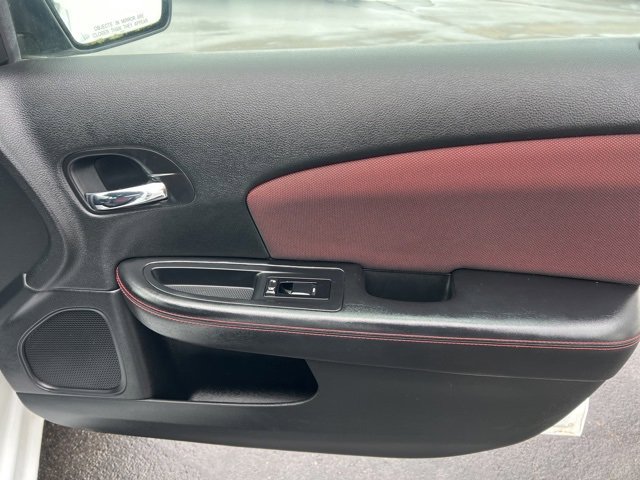 Used 2012 Dodge Avenger SXT Plus image 30