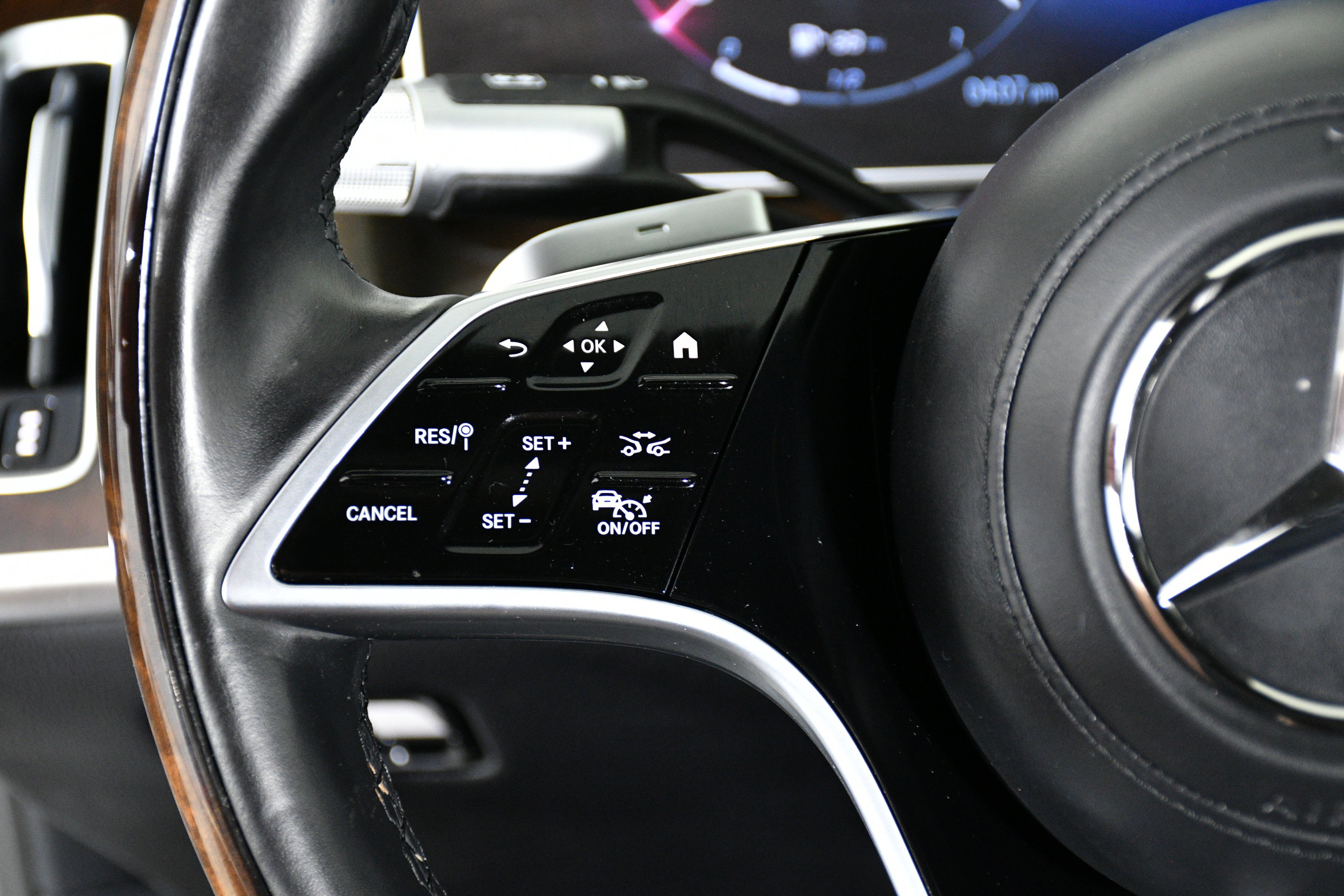 Used 2024 Mercedes-Benz S 580 4MATIC Sedan image 11