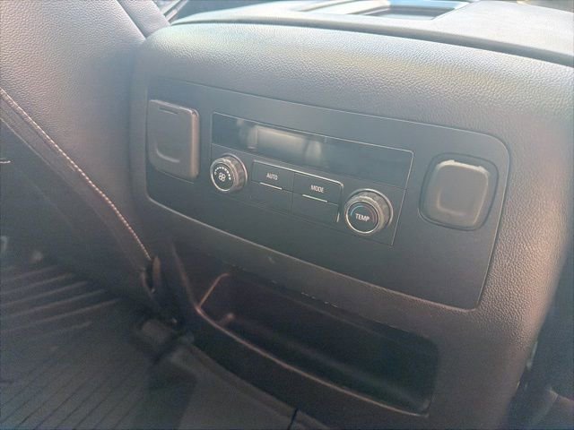 Used 2019 GMC Yukon SLE w/ Convenience Package AWD/4WD image 16