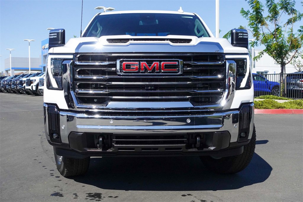 New 2026 GMC Sierra 2500 SLT w/ SLT Premium Package image 3