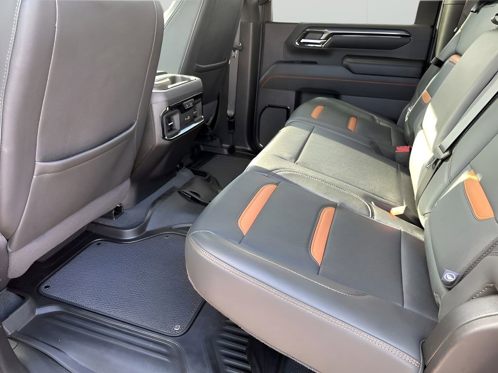 Used 2024 GMC Sierra 2500 AT4 w/ AT4 Premium Plus Package AWD/4WD image 21