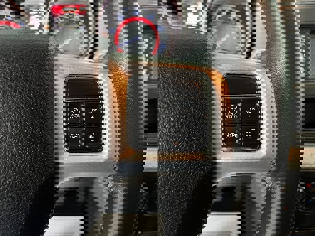 Used 2017 Dodge Journey SXT w/ Comfort/Convenience Group image 12