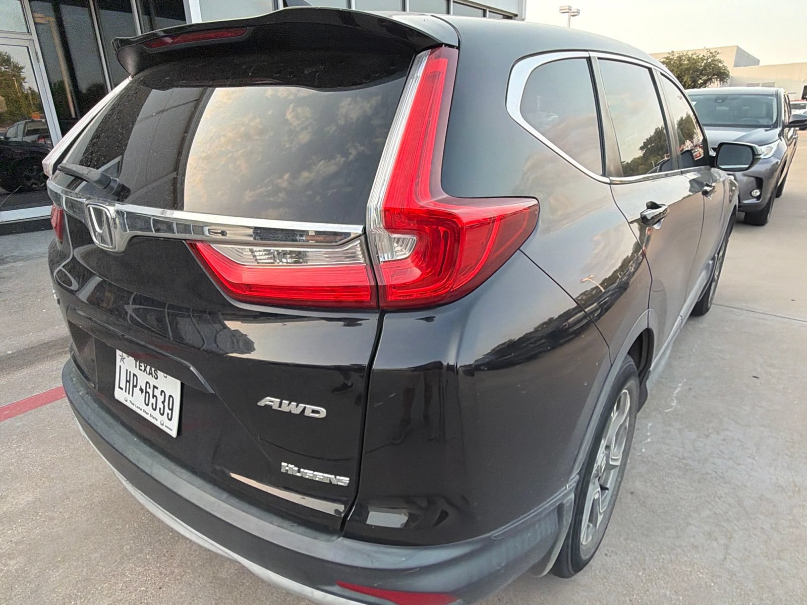 Used 2018 Honda CR-V EX-L image 5