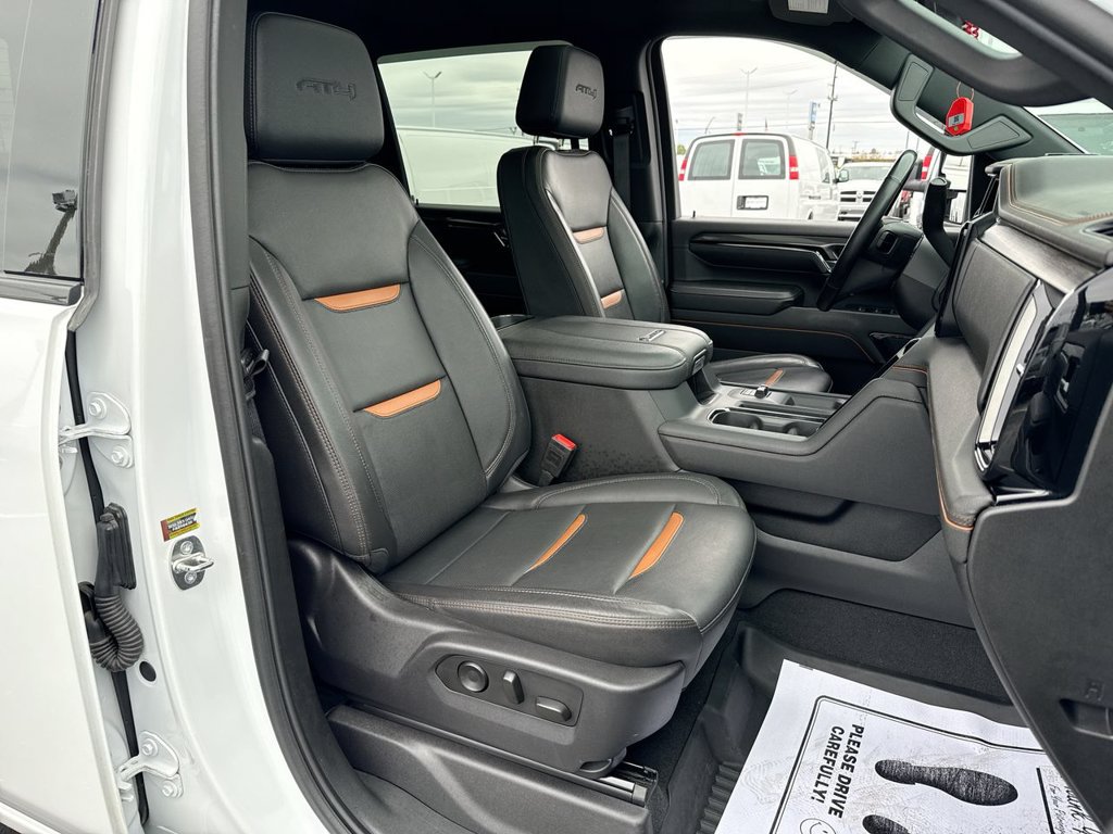 Used 2024 GMC Sierra 2500 AT4 w/ AT4 Premium Plus Package AWD/4WD image 25