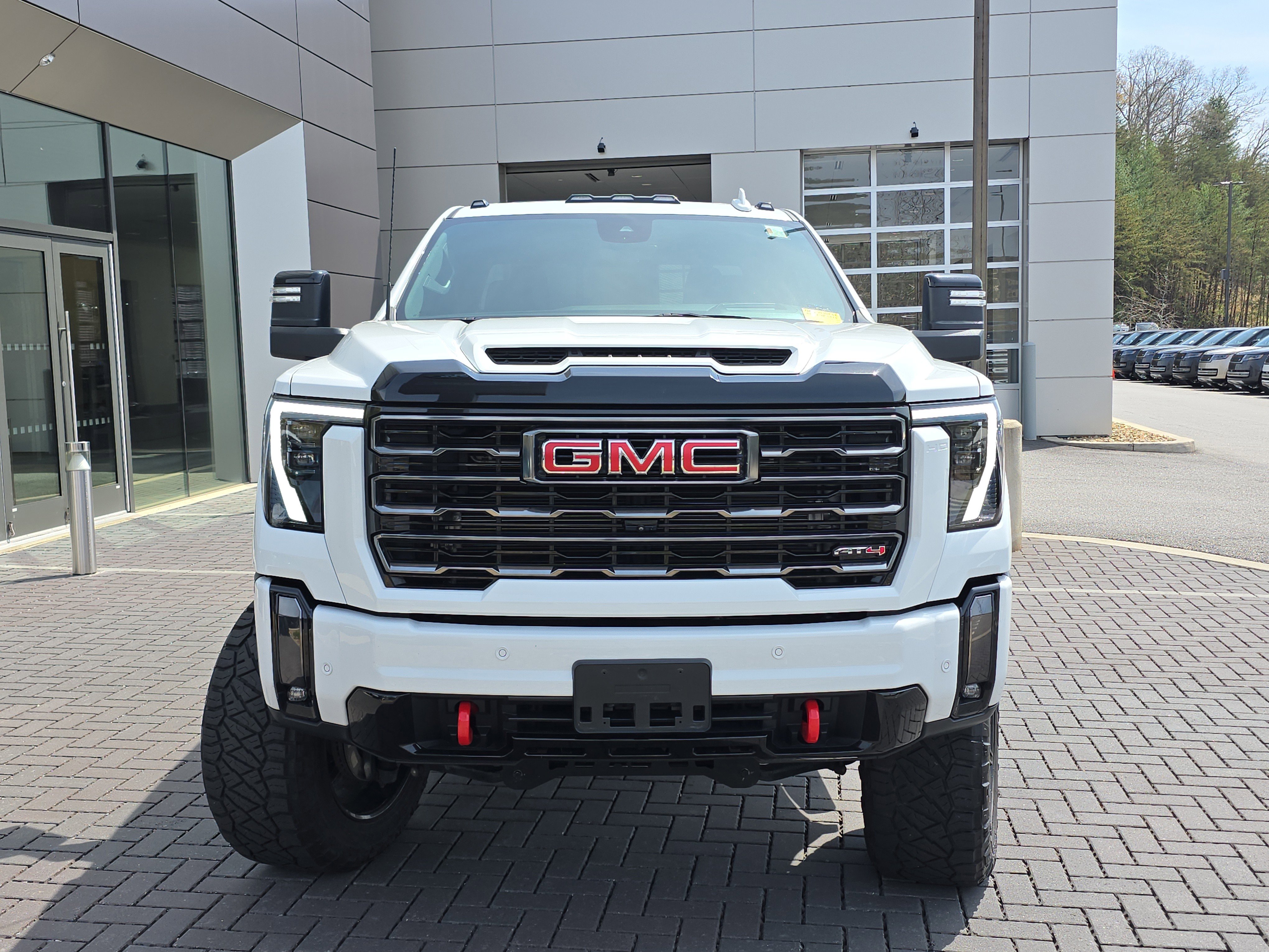 Used 2024 GMC Sierra 2500 AT4 w/ AT4 Premium Plus Package image 2