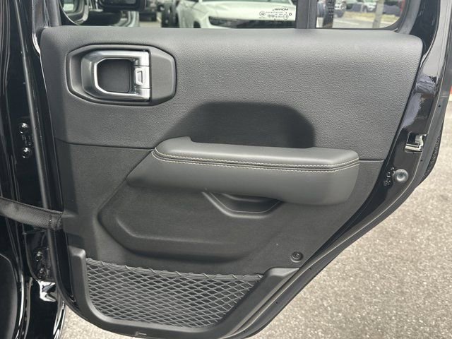 Certified 2024 Jeep Wrangler Sahara image 20