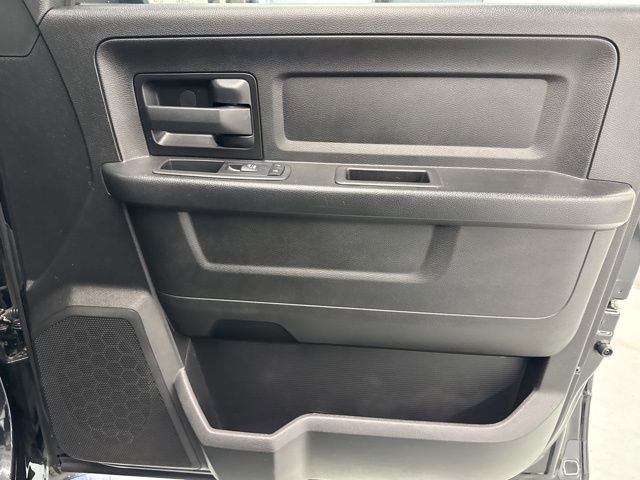 Used 2018 RAM 1500 Express w/ Express Value Package image 23