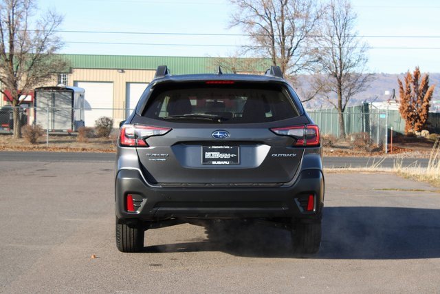 Used 2022 Subaru Outback Premium image 5