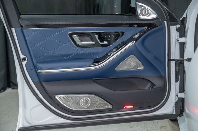 New 2026 Mercedes-Benz Maybach S 680 4MATIC image 10