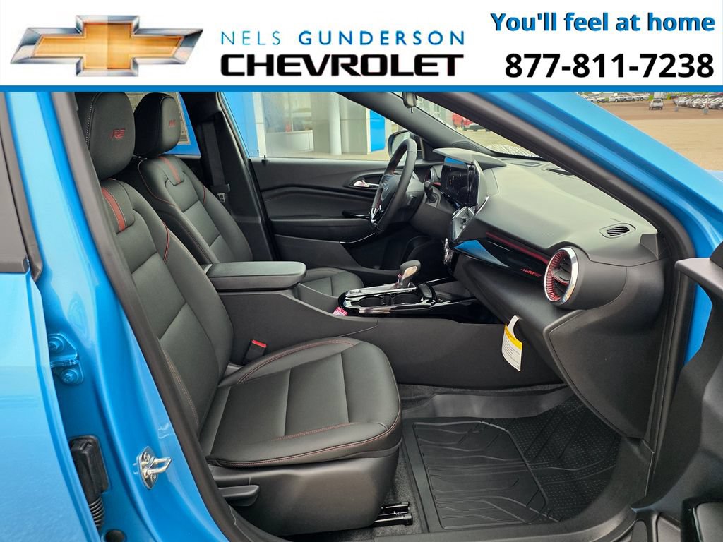 New 2026 Chevrolet Trax RS w/ Sunroof Package FWD image 13