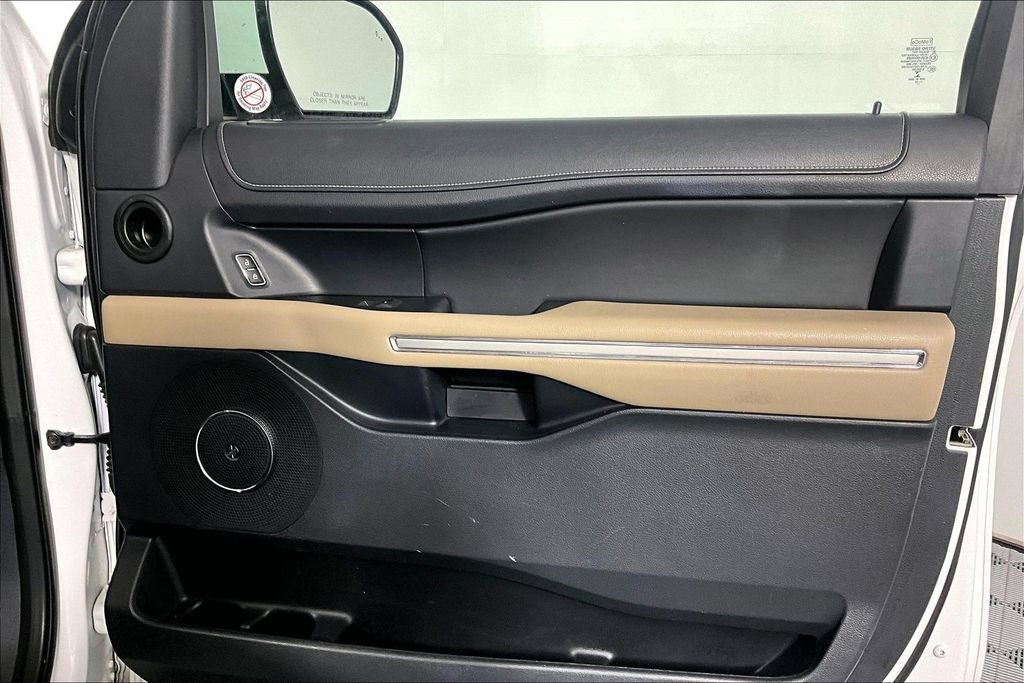 Used 2022 Ford Expedition Max Limited RWD image 24