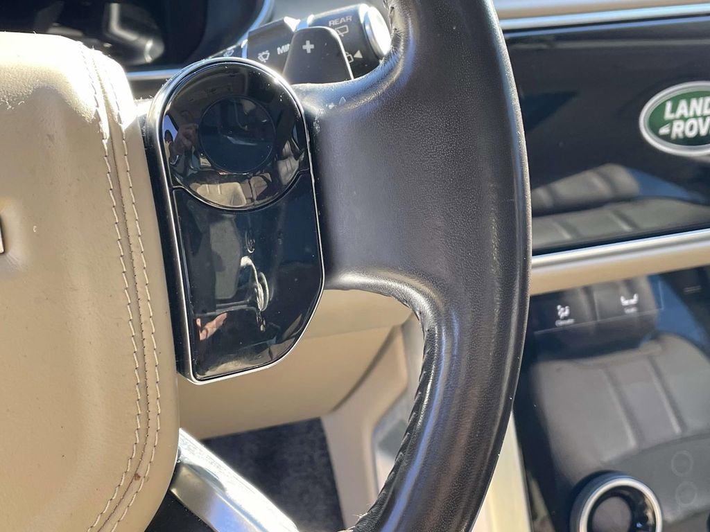 Used 2019 Land Rover Range Rover HSE image 21